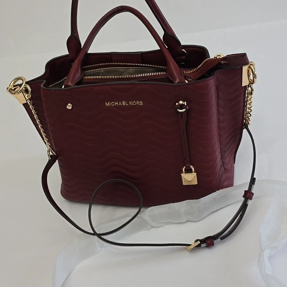 Michael Kors new adjustable